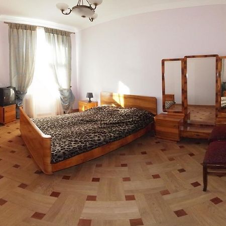 Apartments In Old City Львов Экстерьер фото